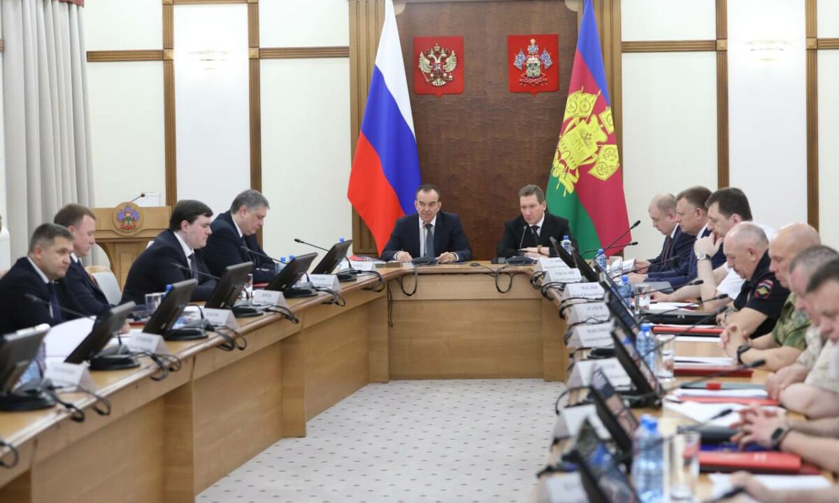 Кондратьев поручил проверить все системы оповещения и связи в Краснодарском крае