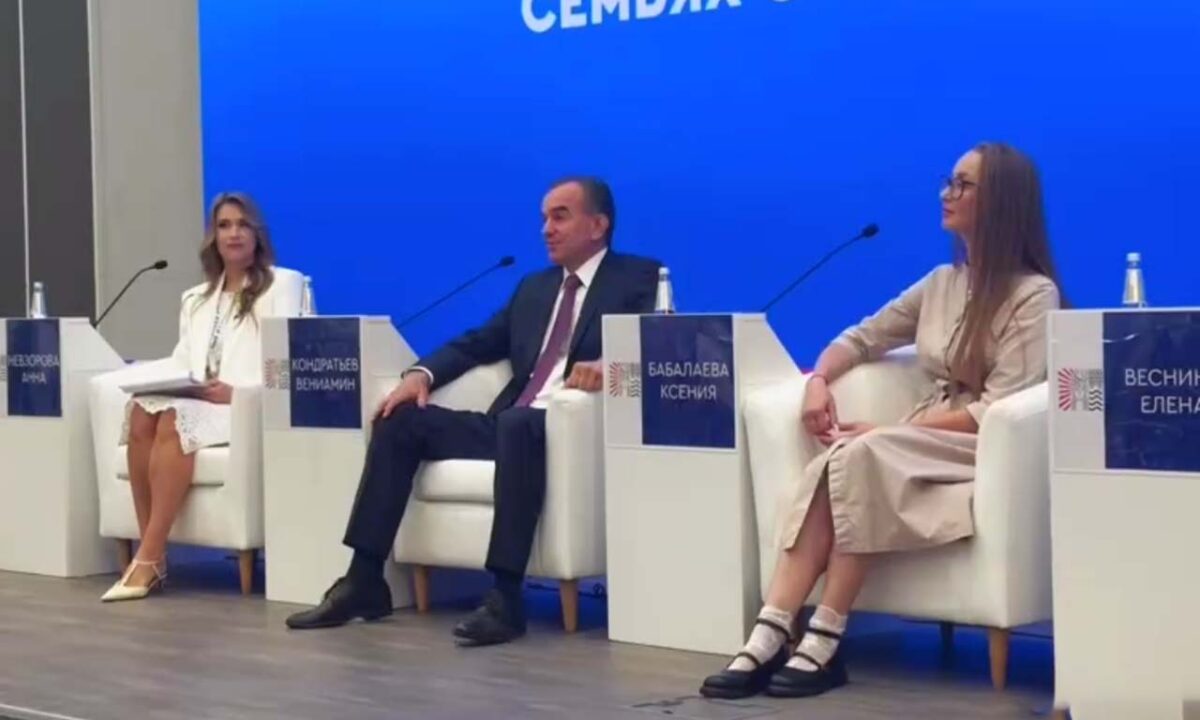 Кондратьев: на поддержку семей с детьми предусмотрели более 45 млрд рублей