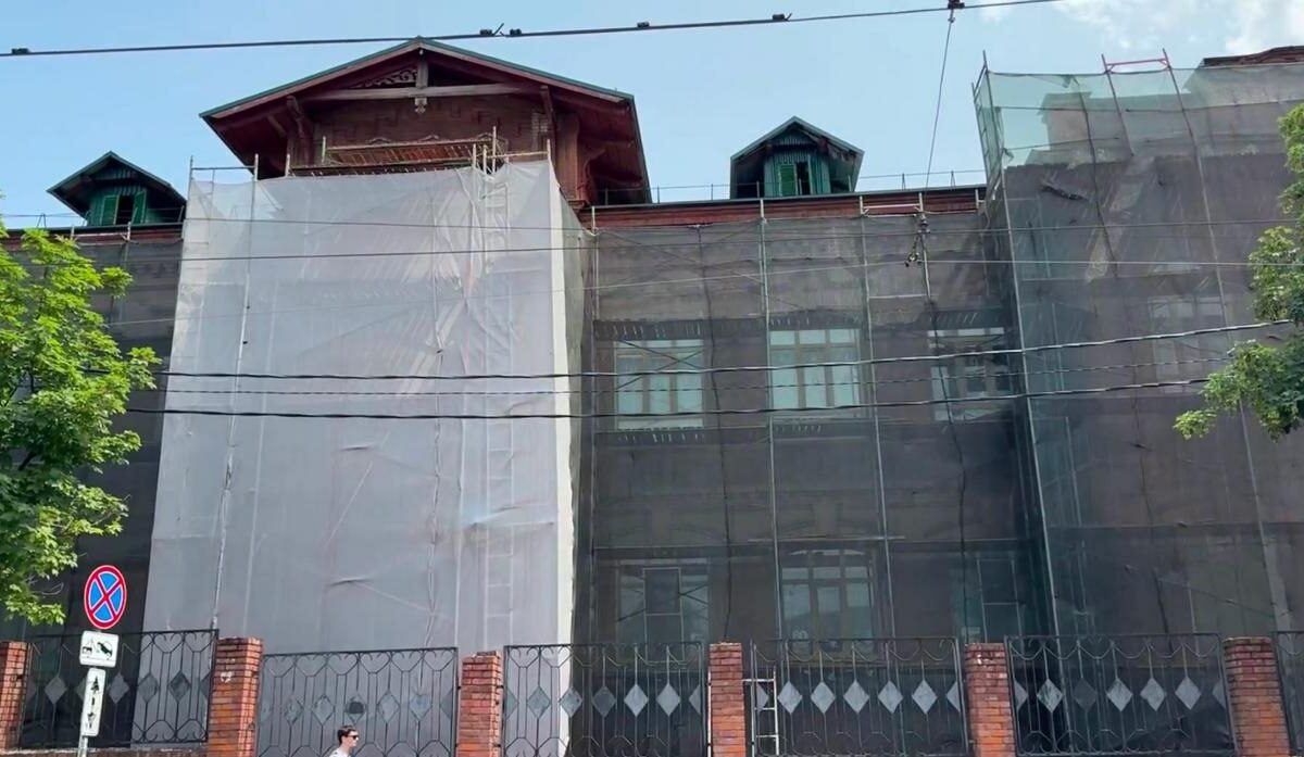 Почти 50 школ и детсадов планируют отремонтировать за каникулы в Краснодаре