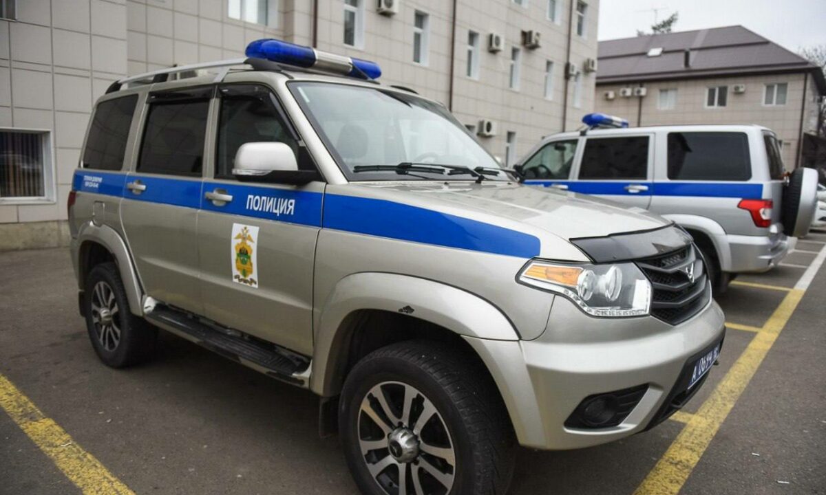 Полиция в ходе рейдов по ночным клубам Краснодара нашла подростков и наркотики