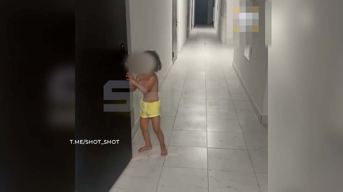 Соседи рассказали о ситуации матери, оставлявшей 3-летнюю дочь одну в Краснодаре