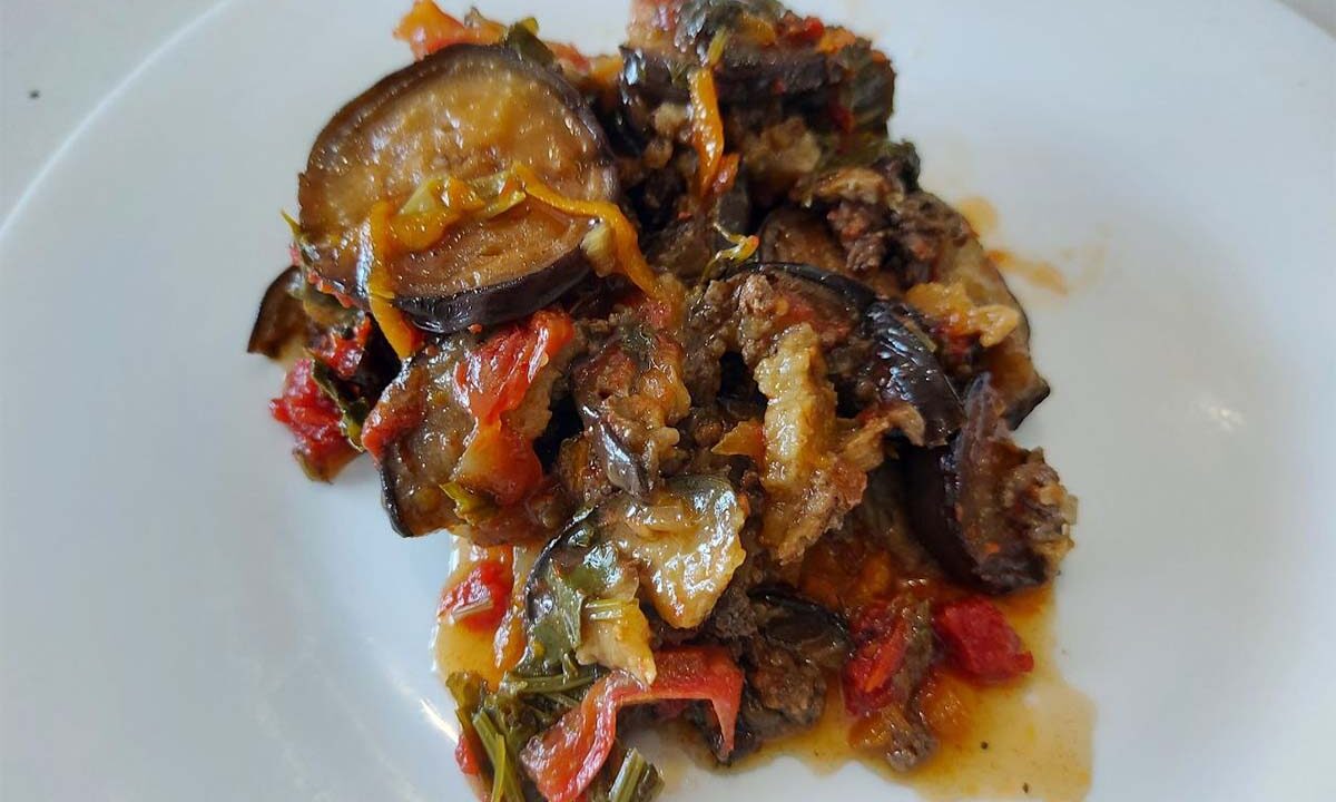 Летнее соте из баклажан и мясного фарша. Рецепт и тонкости приготовления