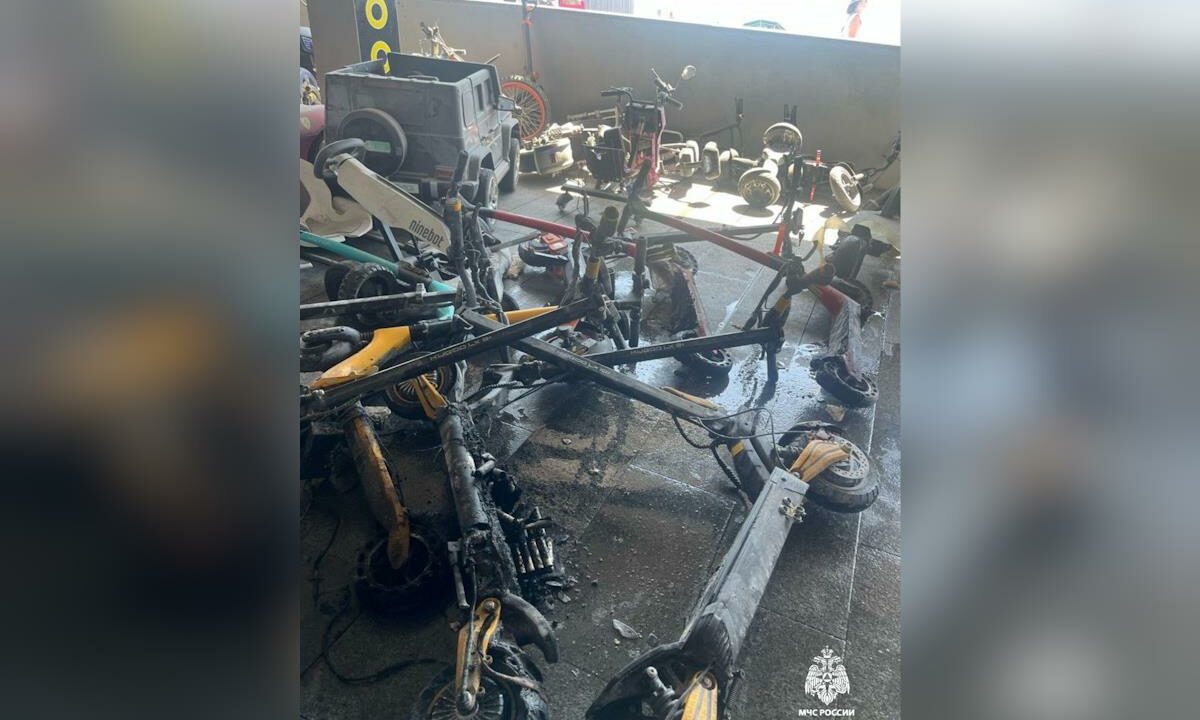 Прокат самокатов взорвался на пляже в Ялте из-за аномальной жары