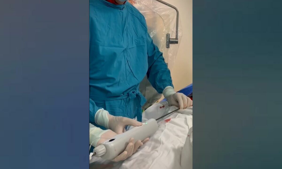 Хирурги Кубани впервые провели повторную установку сердечного клапана в протез