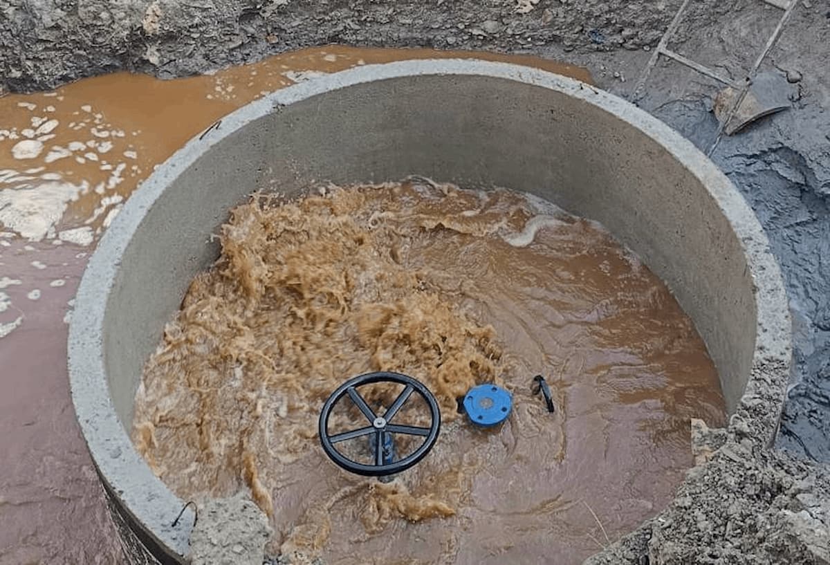 Часть Горячего Ключа снова осталась без воды из-за прорыва на сетях