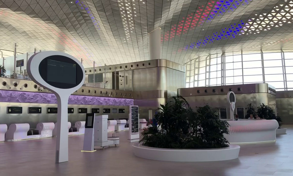 Работу аэропорта Геленджика временно ограничили из-за объявления опасности БПЛА