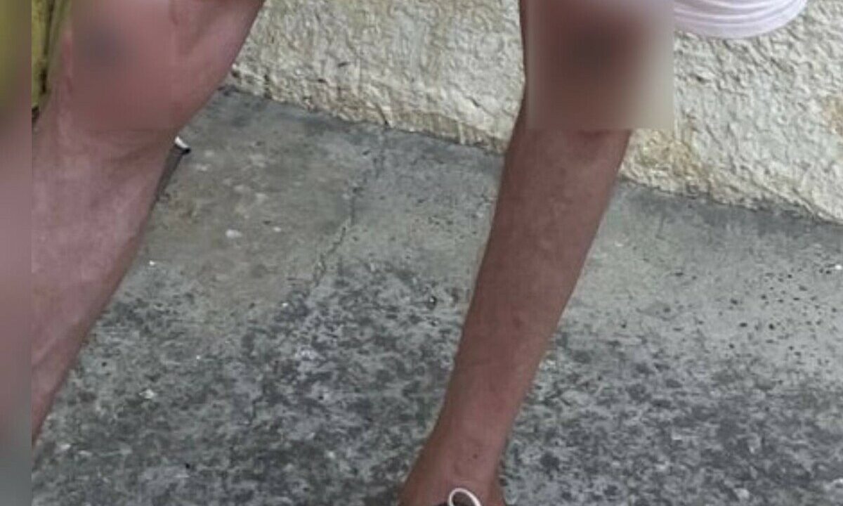 Жителю Армавира грозит арест на 15 суток за татуировки с запрещенной символикой