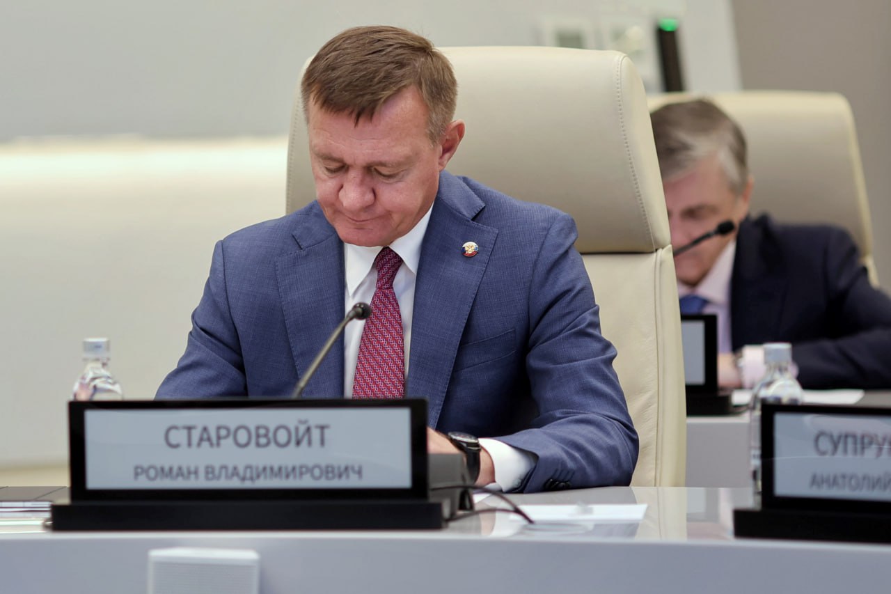 Владимир Путин освободил Романа Старовойта от должности министра транспорта РФ