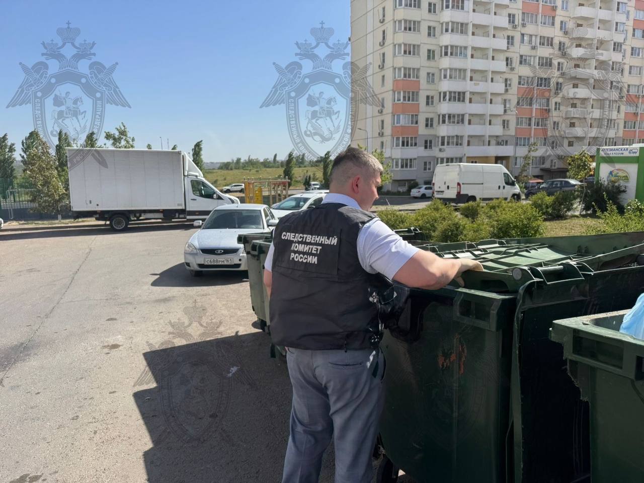 Тело новорожденного ребенка нашли в мусорном баке в Ростове-на-Дону