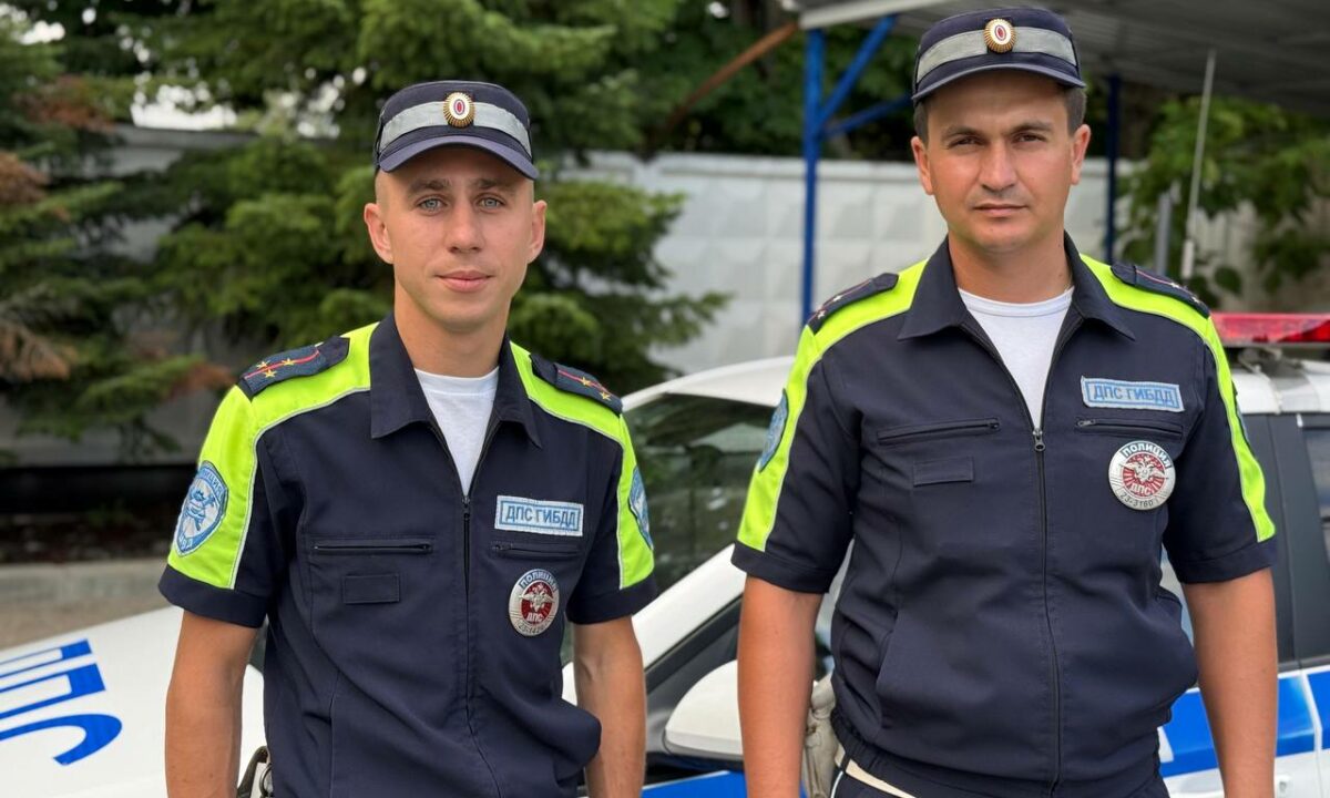 На Кубани полицейские помогли довезти до больницы ребенка с приступом эпилепсии