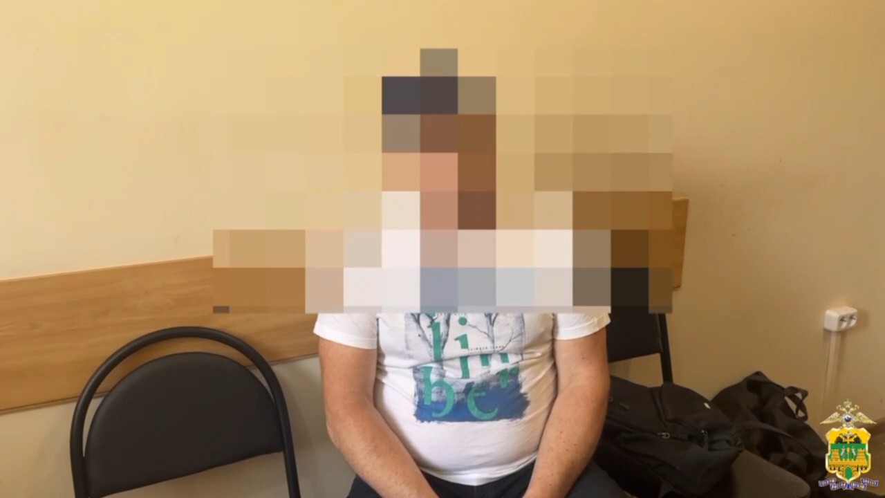 На Кубани аферисты вынудили мужчину продать машину и перевести им 1,8 млн рублей
