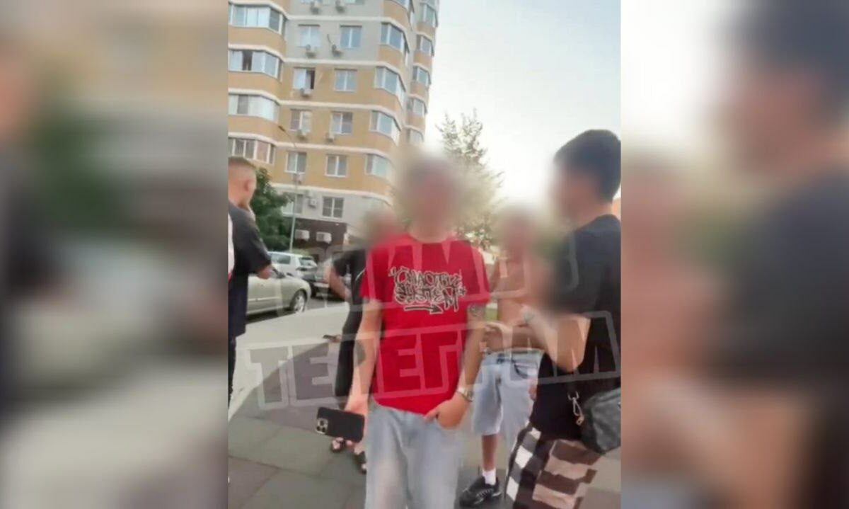 Полицейские ищут компанию дебоширов, мешавшую спать жителям ЖК в Краснодаре