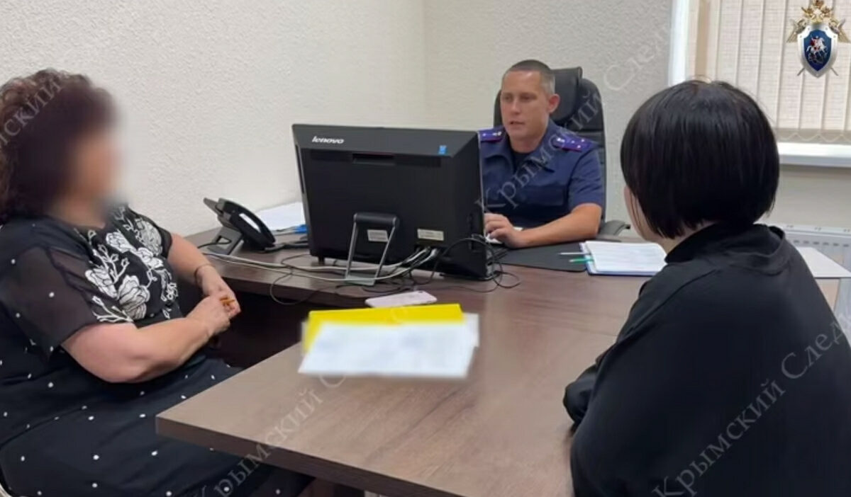 В Крыму подозреваемого в убийстве и его подругу обвинили в реабилитации нацизма
