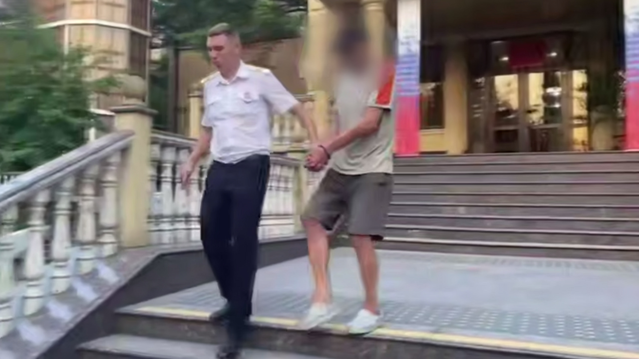 В центре Сочи турист поджег бездомного собутыльника после пьяной ссоры