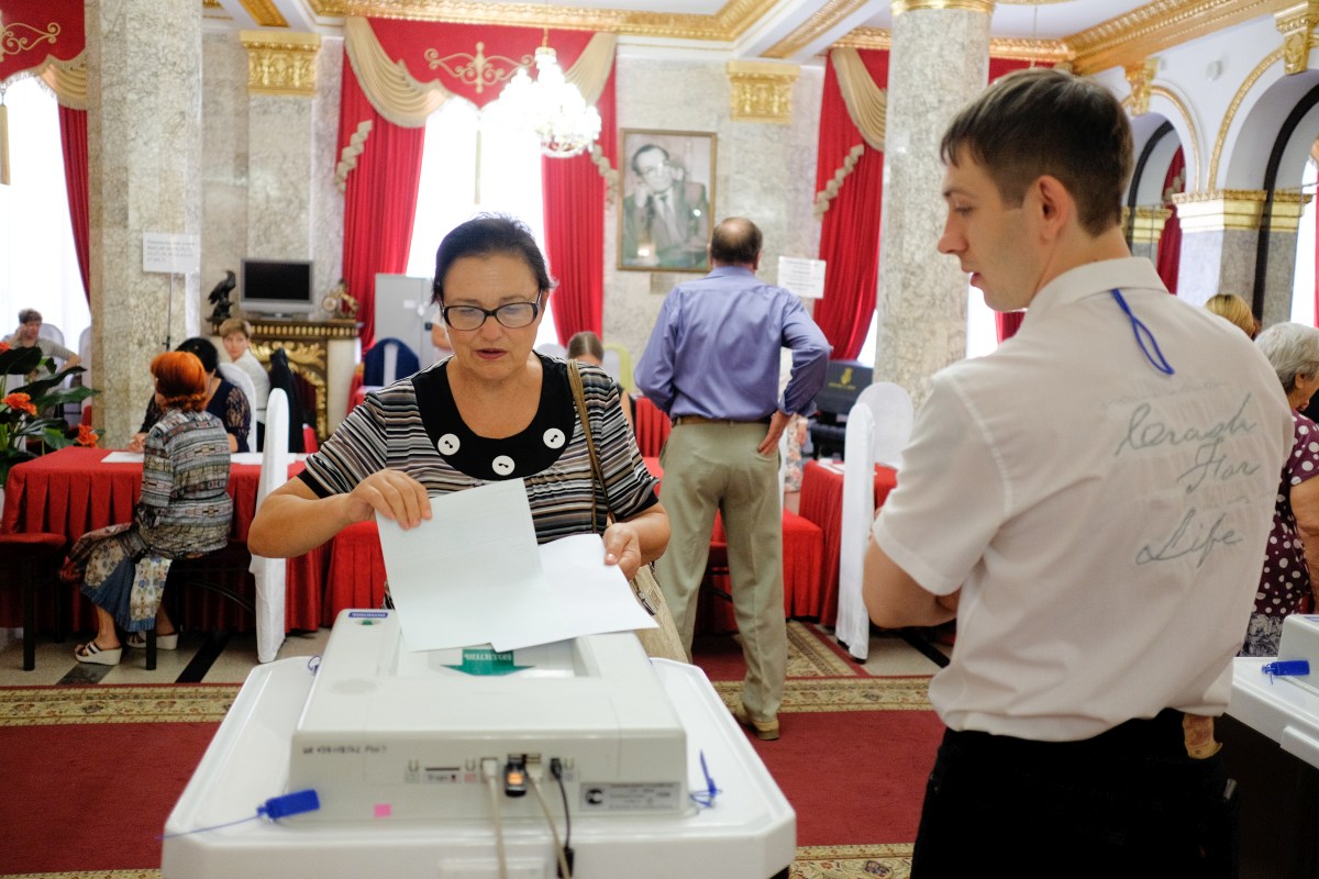 На Кубани завершается первый день голосования на выборах губернатора