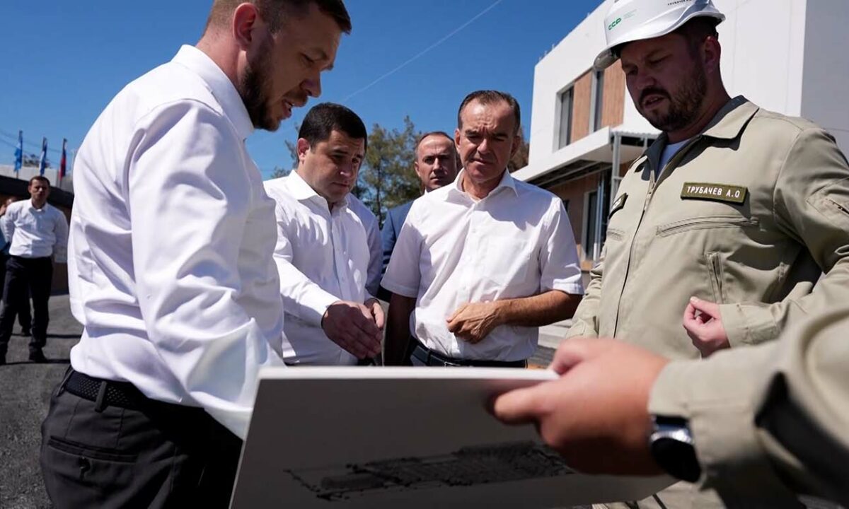 Почти 50 км сетей водоснабжения проложили по проекту «Чистая бухта» в Геленджике