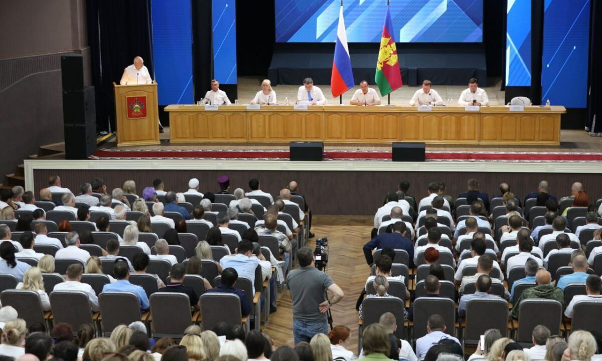 Кондратьев: 5 млрд рублей направили на развитие Армавира в 2025 году