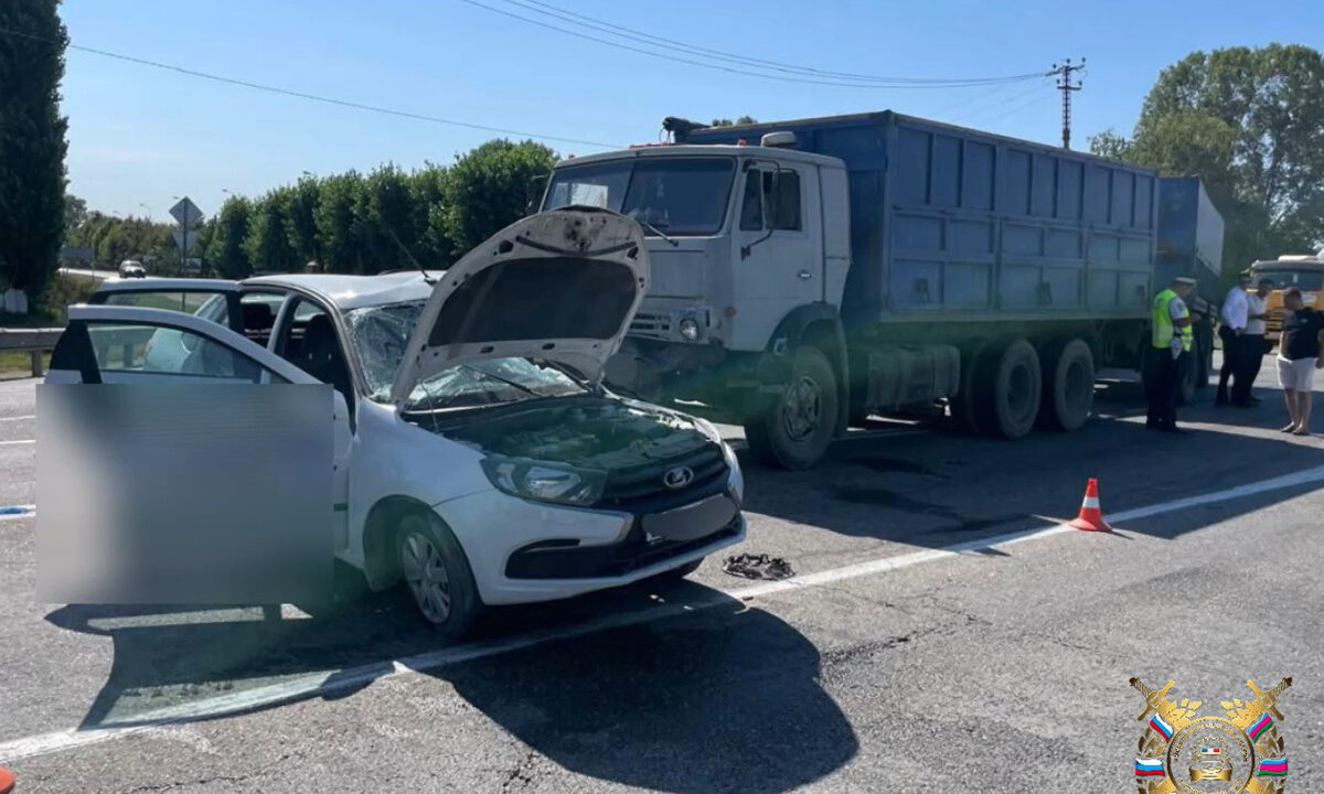 Водитель «Лады» погиб в ДТП с грузовиком в Крымском районе