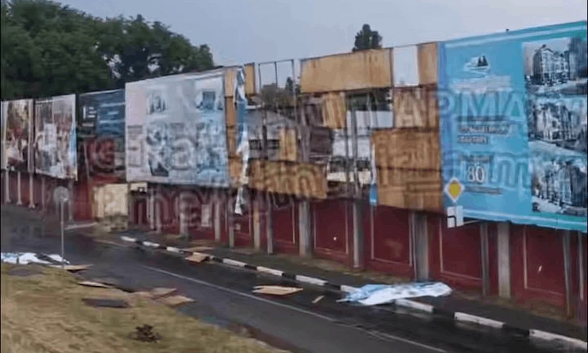 Непогода обрушилась на Армавир, часть города осталась без света