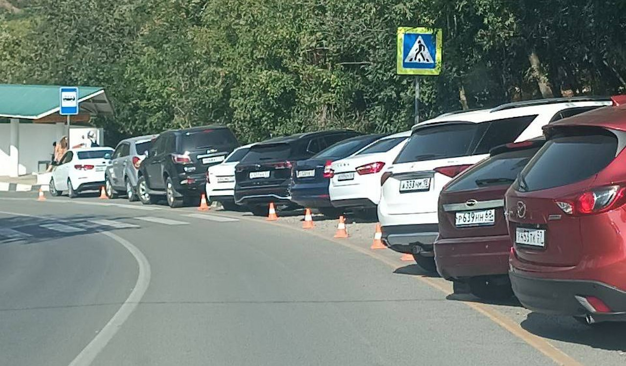 В Анапе оштрафовали мужчину за незаконный сбор денег за бесплатную парковку