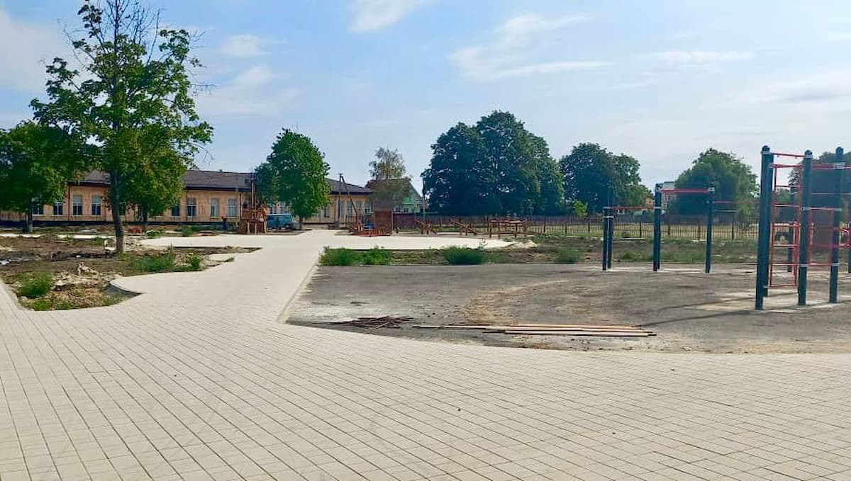 Благоустройство сквера в Павловском районе планируют завершить к октябрю