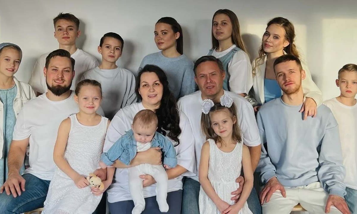 Многодетная семья из Екатеринбурга провела отпуск в Сочи по приглашению Путина