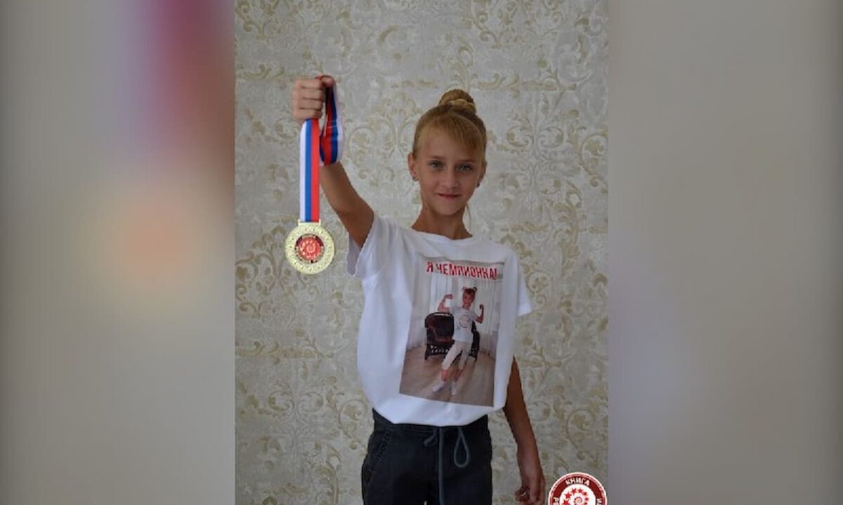 Первоклассница из Краснодара установила новый мировой рекорд по отжиманиям