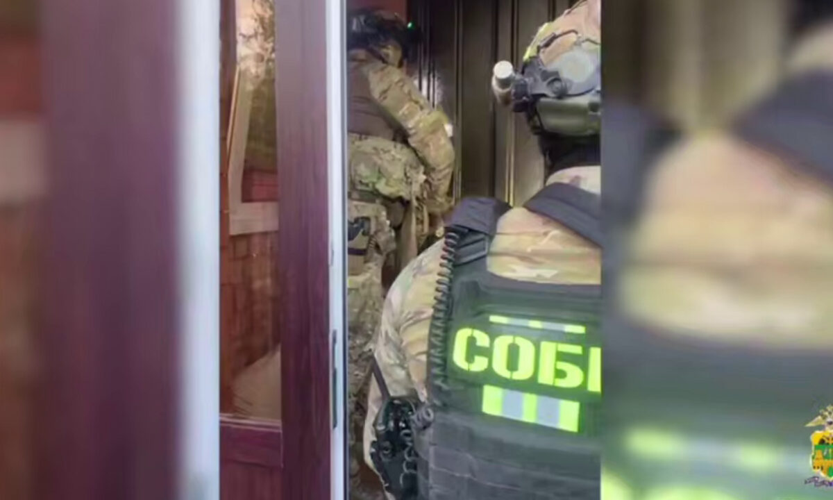Полиция задержала троих организаторов онлайн-казино в Белореченском районе