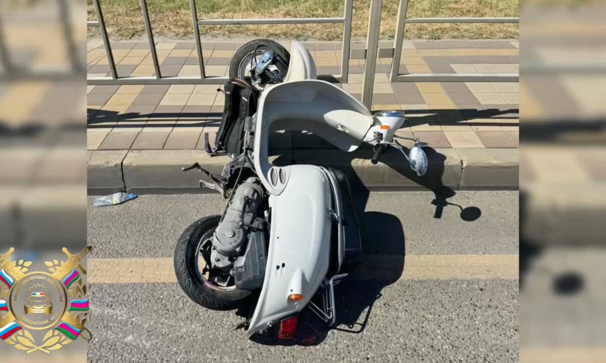 Водитель мопеда погиб в аварии с грузовиком на въезде в Краснодар
