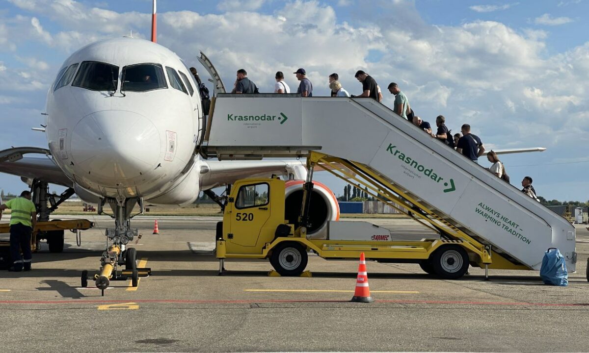 Первый за три года международный рейс вылетел из аэропорта Краснодара