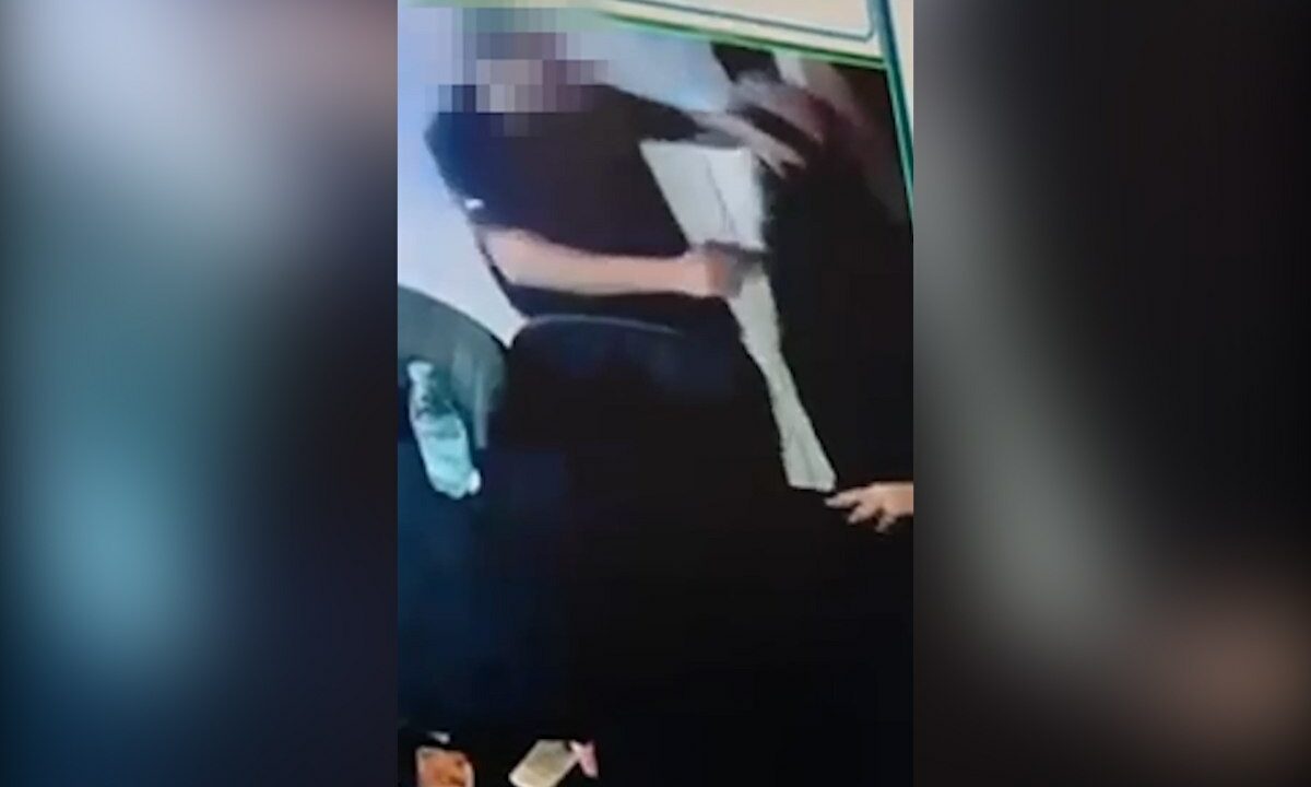 Мужчина устроил стрельбу из травмата в кафе в Тбилисском районе