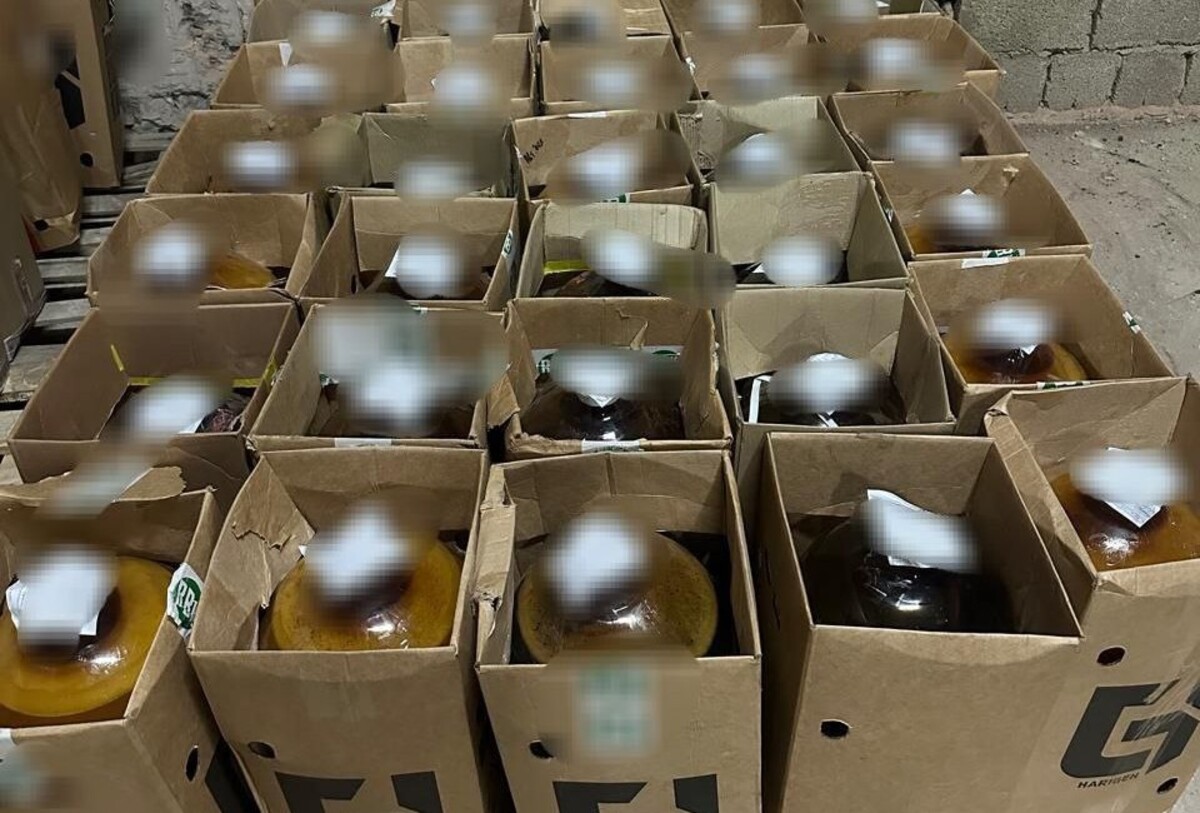 Больше тонны пива без разрешительных документов изъяли полицейские в Армавире