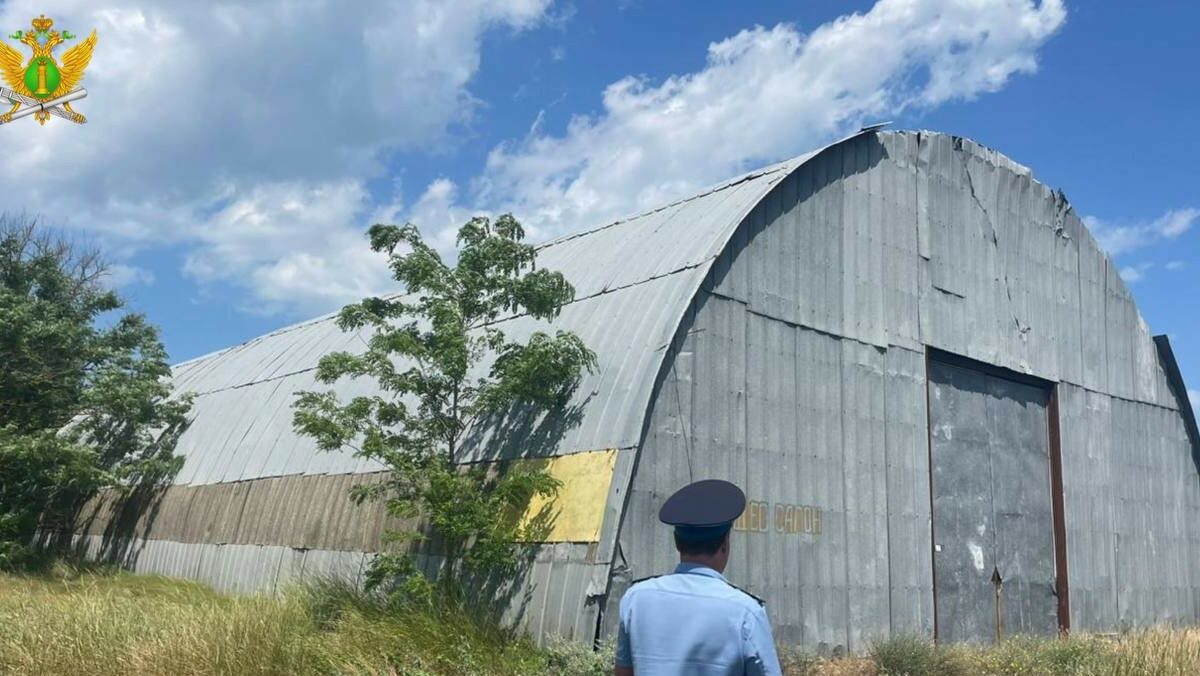 Незаконную базу отдыха площадью более 3,5 га снесли на Таманском побережье