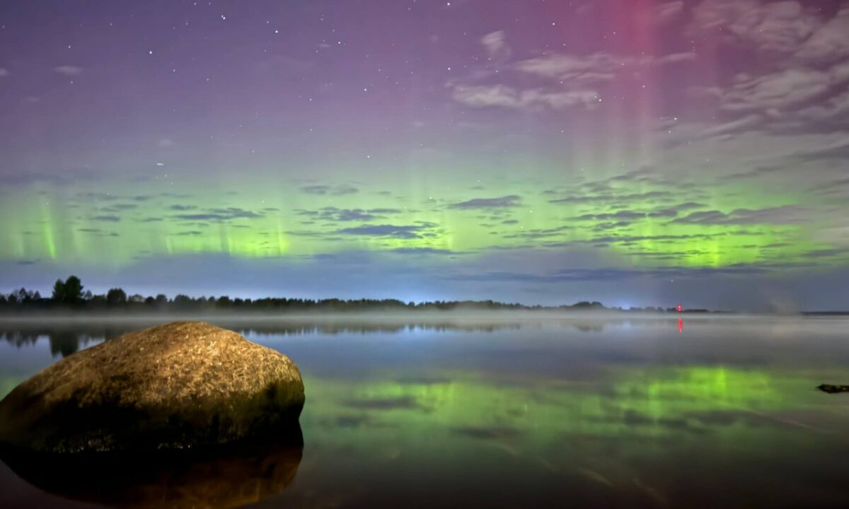 Яркое северное сияние увидели жители регионов России в ночь на 30 сентября