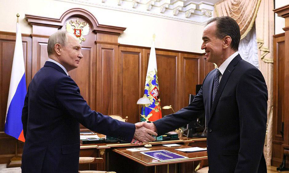 Вениамин Кондратьев поздравил Владимира Путина с 73-летием