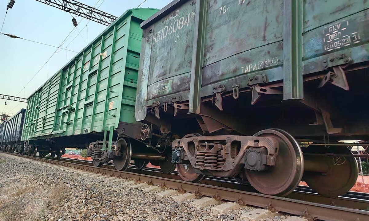 Грузовой поезд насмерть сбил приезжего из Башкортостана в Краснодаре