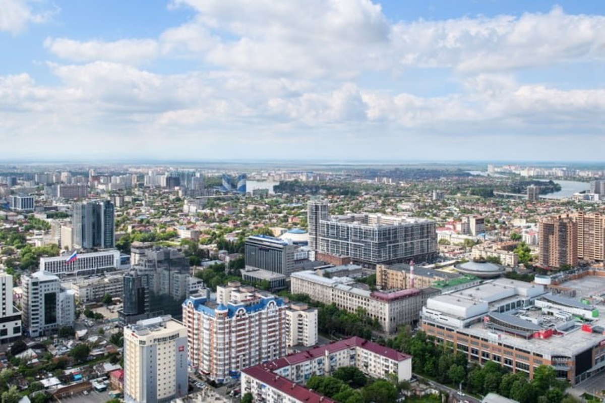 Загрязнение воздуха сероводородом и пылью зафиксировали 16 октября в Краснодаре
