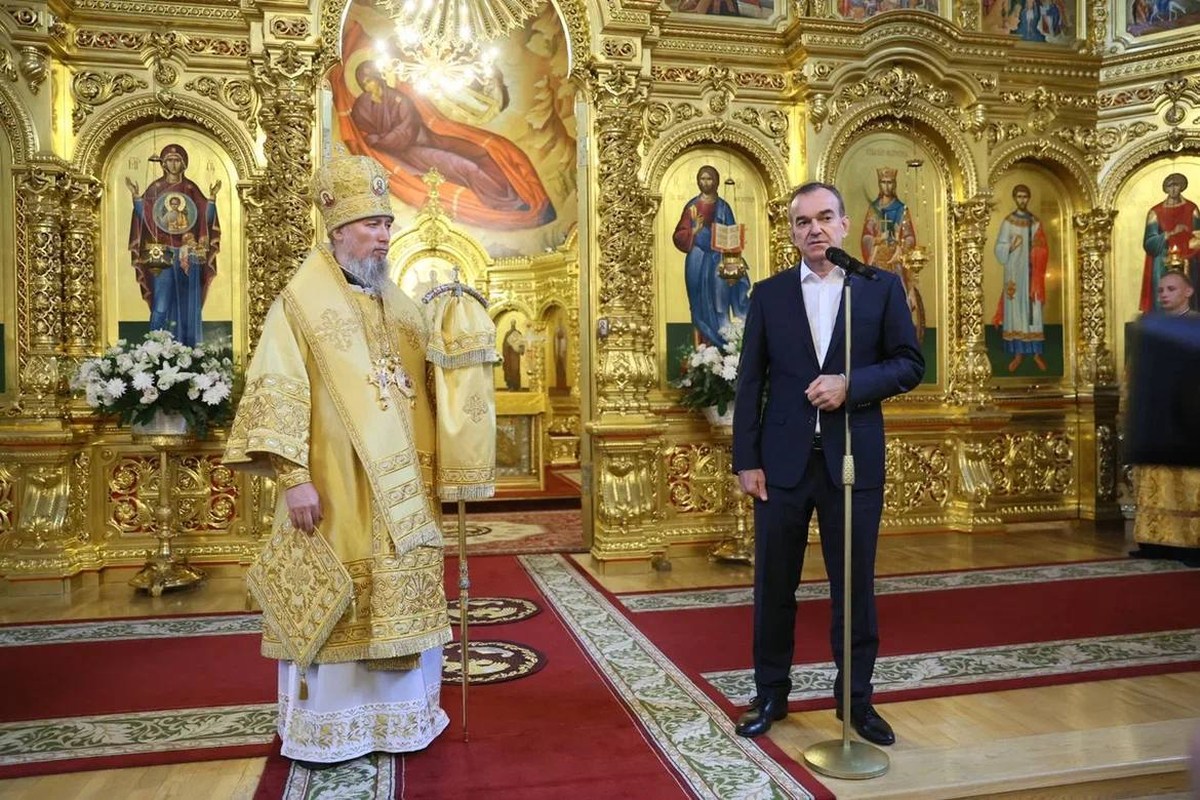 Кондратьев поздравил митрополита Екатеринодарского Василия с днем рождения