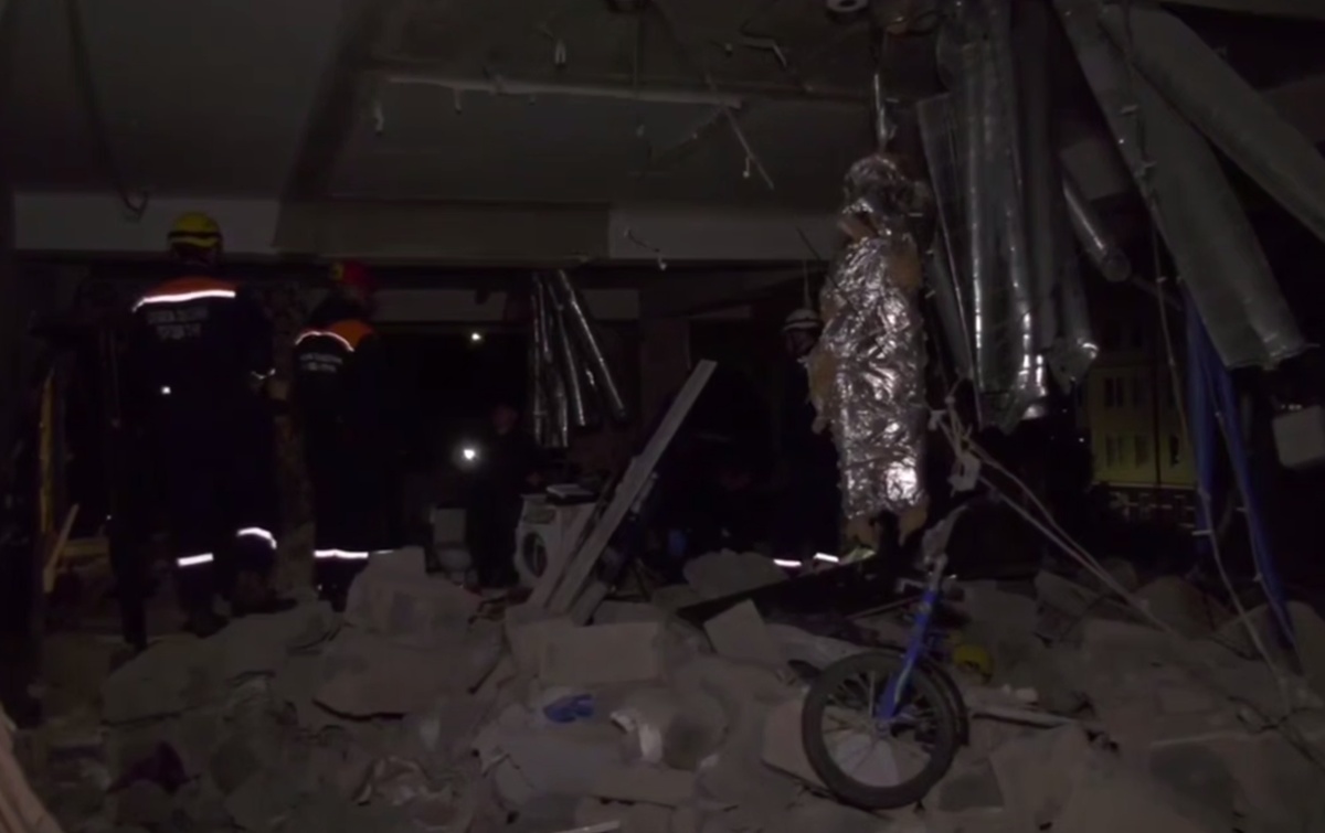 В Сочи открыли «горячую линию» для жильцов пострадавшего от хлопка газа дома