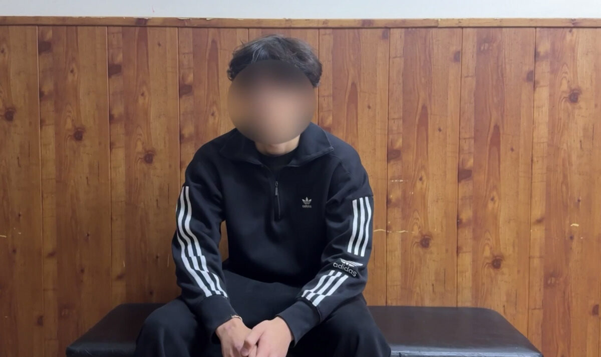 В Краснодаре школьник убежал из ПВЗ со смартфоном за 120 тыс. рублей