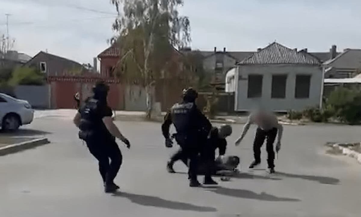 Подозреваемых в краже аккумуляторов для БПЛА задержали в Ростовской области