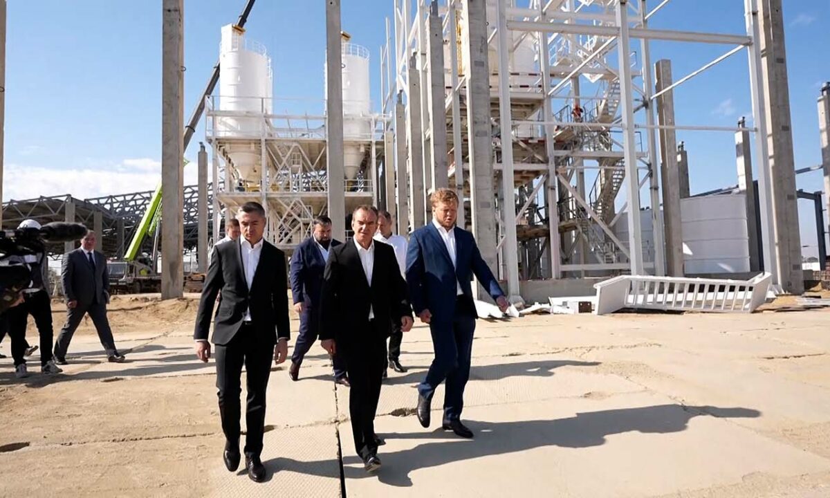 Кондратьев оценил развитие индустриального парка «Копанской» в Краснодаре
