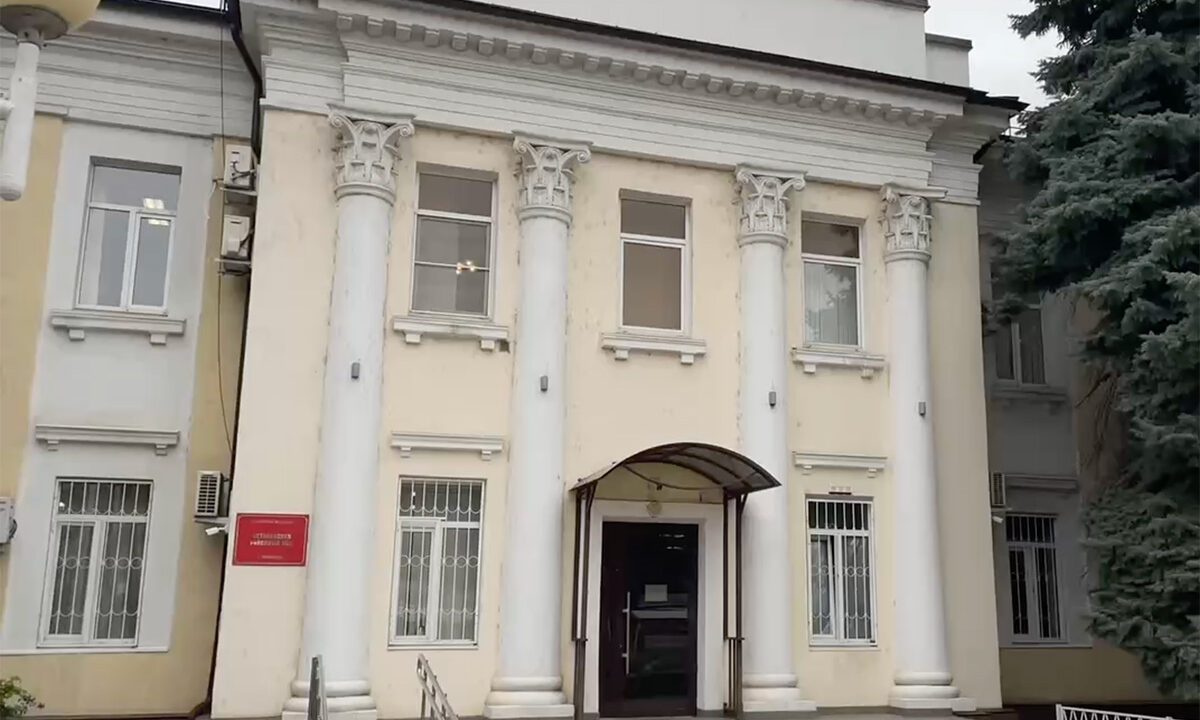 ТАСС: бывший компаньон экс-судьи Момотова отвергает все обвинения