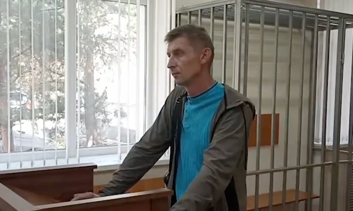 Жителей Кубани оштрафовали на 60 тыс. рублей за украинскую песню на застолье
