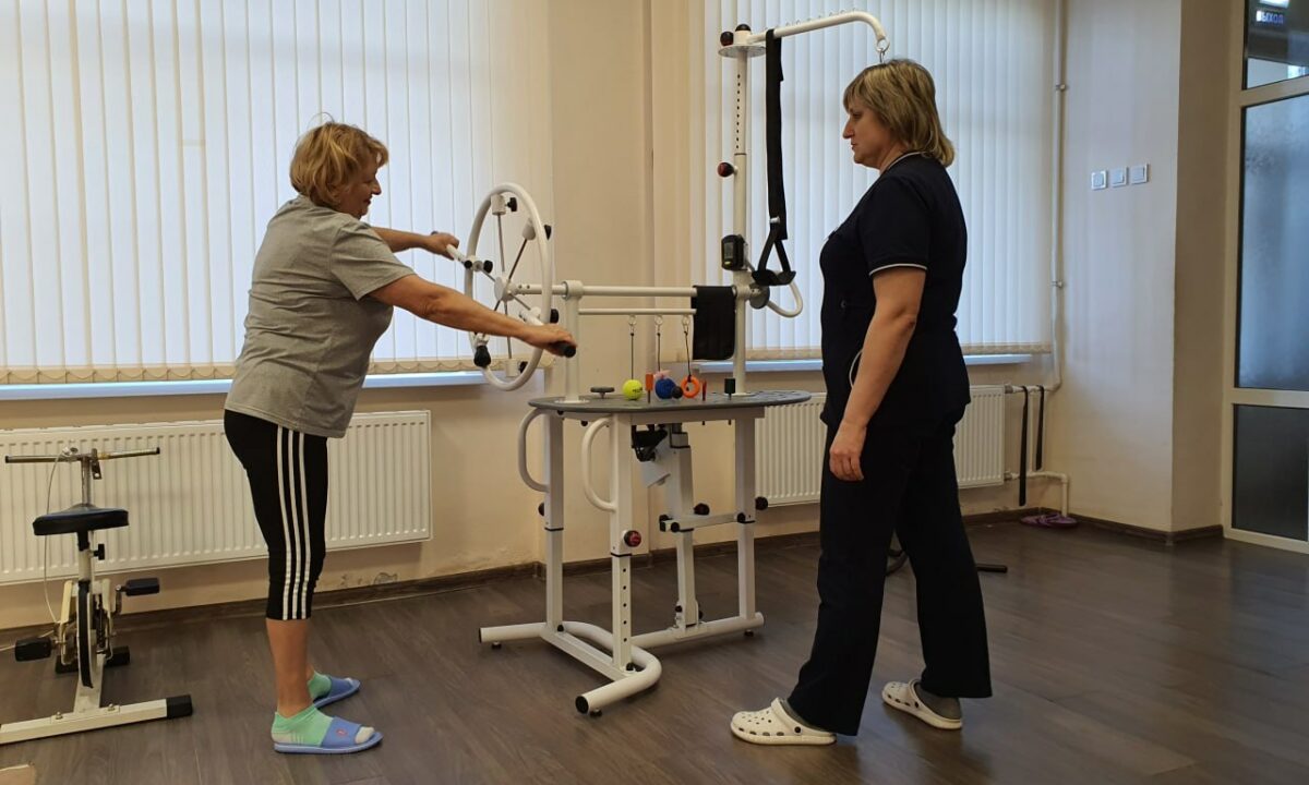 Больницы Кубани получили 550 единиц оборудования для реабилитации и физиотерапии