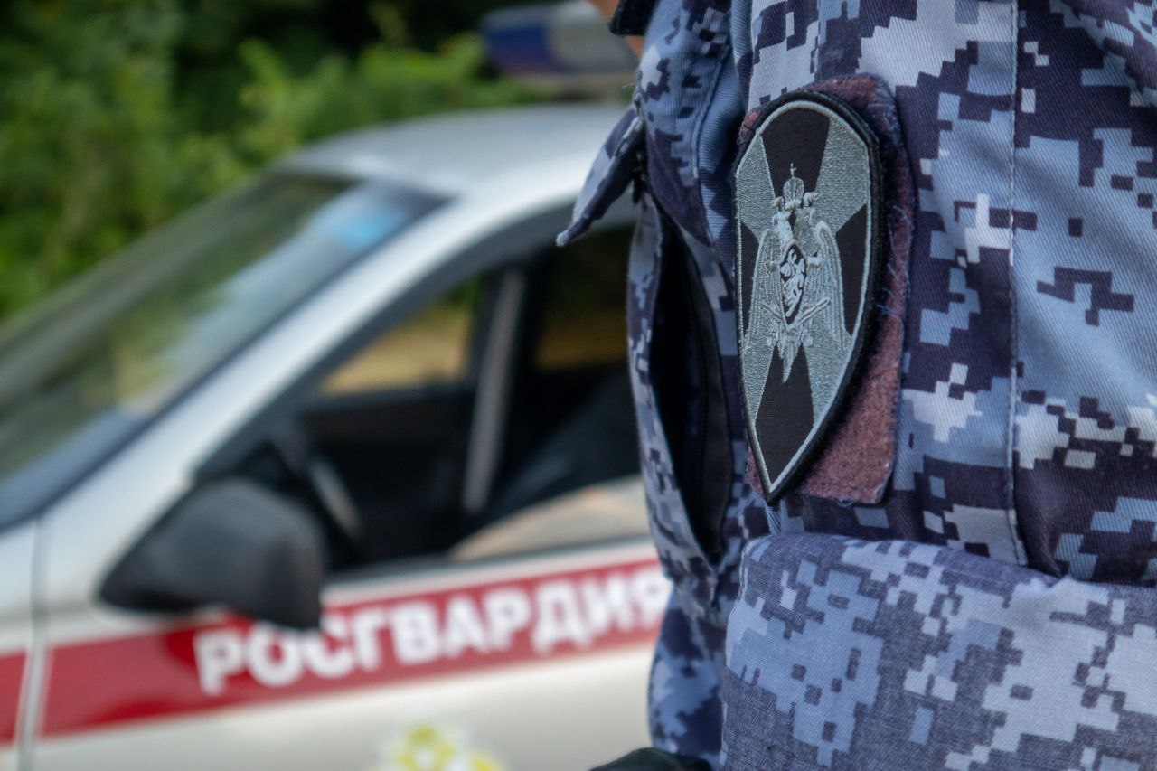 Мужчина сломал шлагбаум на КПП Темрюкской районной больницы