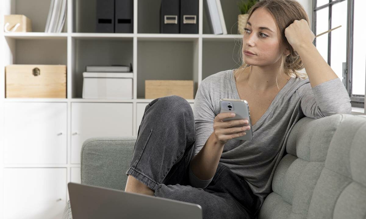 Влияние соцсетей на отношения: польза и вред