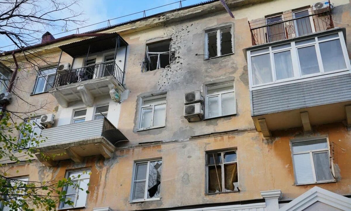Окна в 60 квартирах получили повреждения при атаке БПЛА на Новороссийск