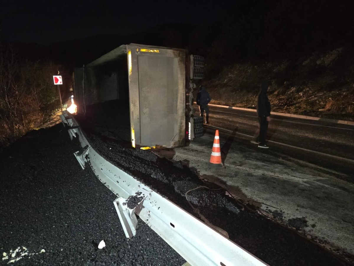 Росприроднадзор оценит ущерб от разлива топлива после ДТП под Новороссийском