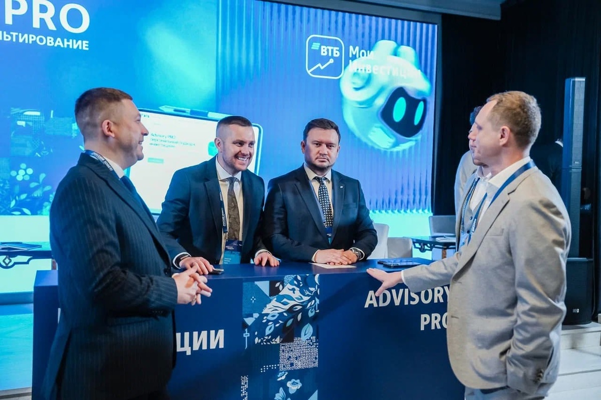 ВТБ: к концу 2025 года доллар может стабилизироваться на уровне 82 рублей